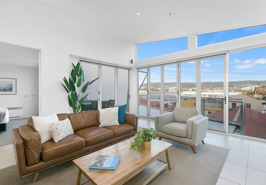 Sullivans Cove Apartments Χόμπαρτ Εξωτερικό φωτογραφία A staged living room