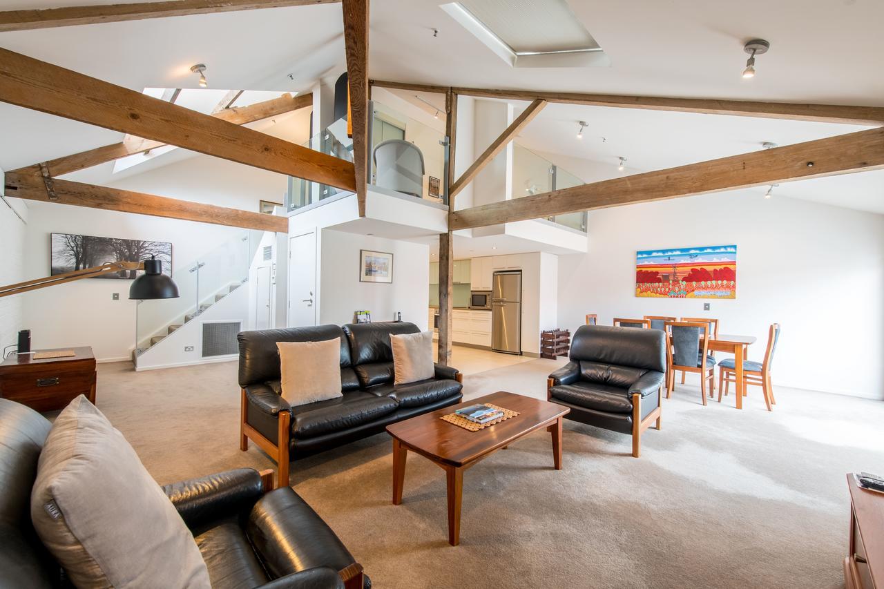 Sullivans Cove Apartments Χόμπαρτ Εξωτερικό φωτογραφία The interior of a typical apartment